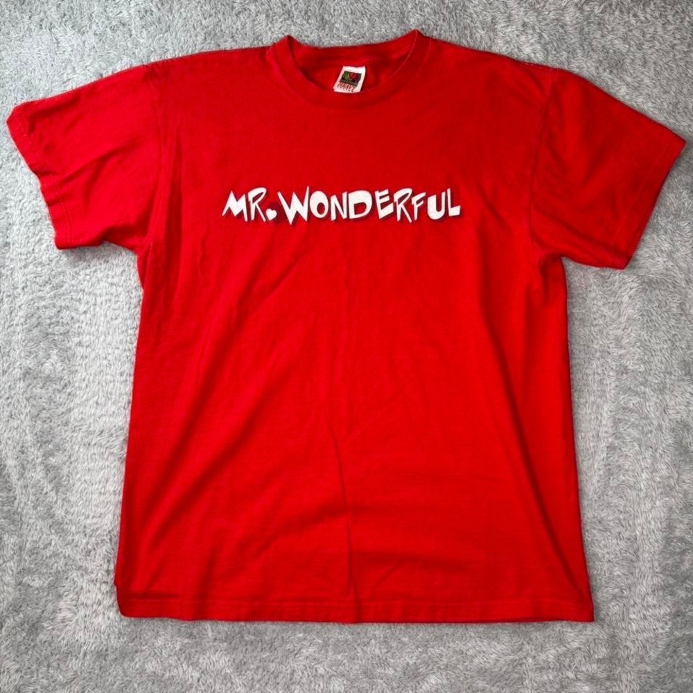 'Red Mr. Wonderful tee‎